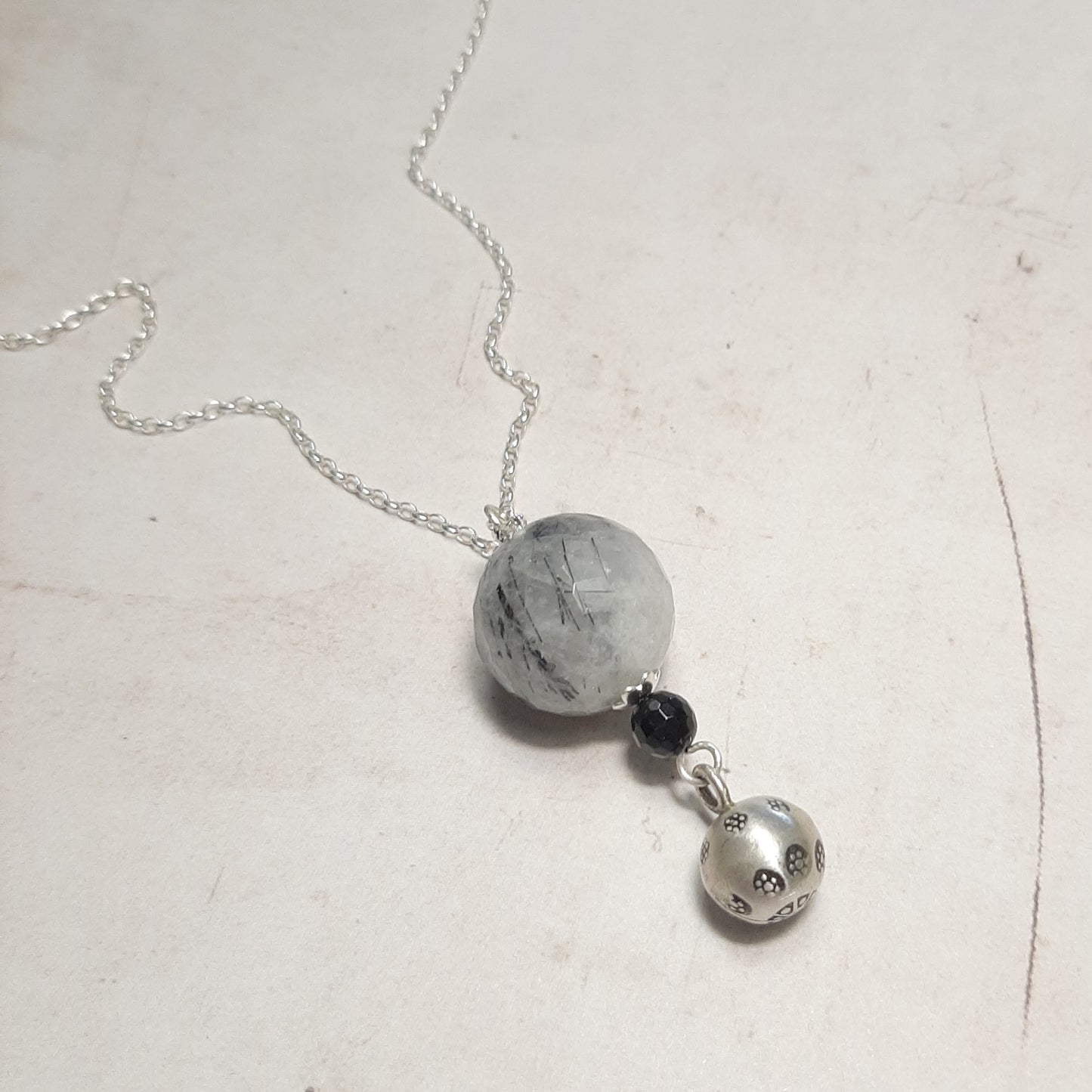Collier bola de grossesse argent massif avec chaîne fine