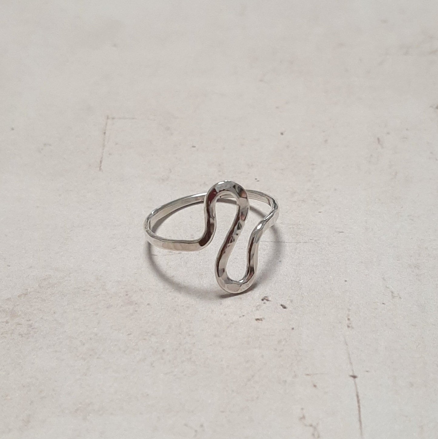 bague minimaliste pour femme ou fille en argent massif