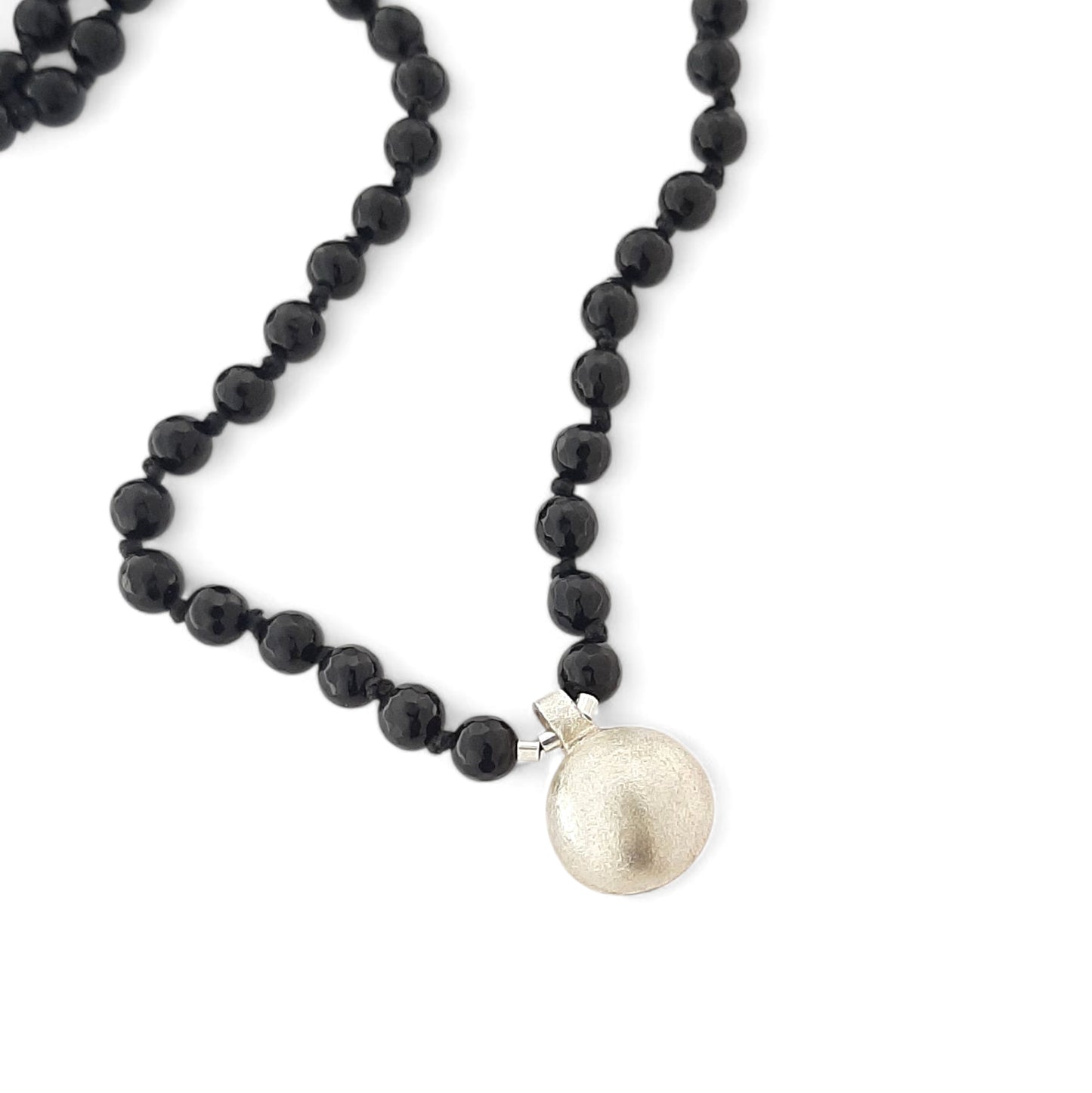 Chapelet bouddhiste, mala 108 pierres en onyx avec un pendentif grelot en argent