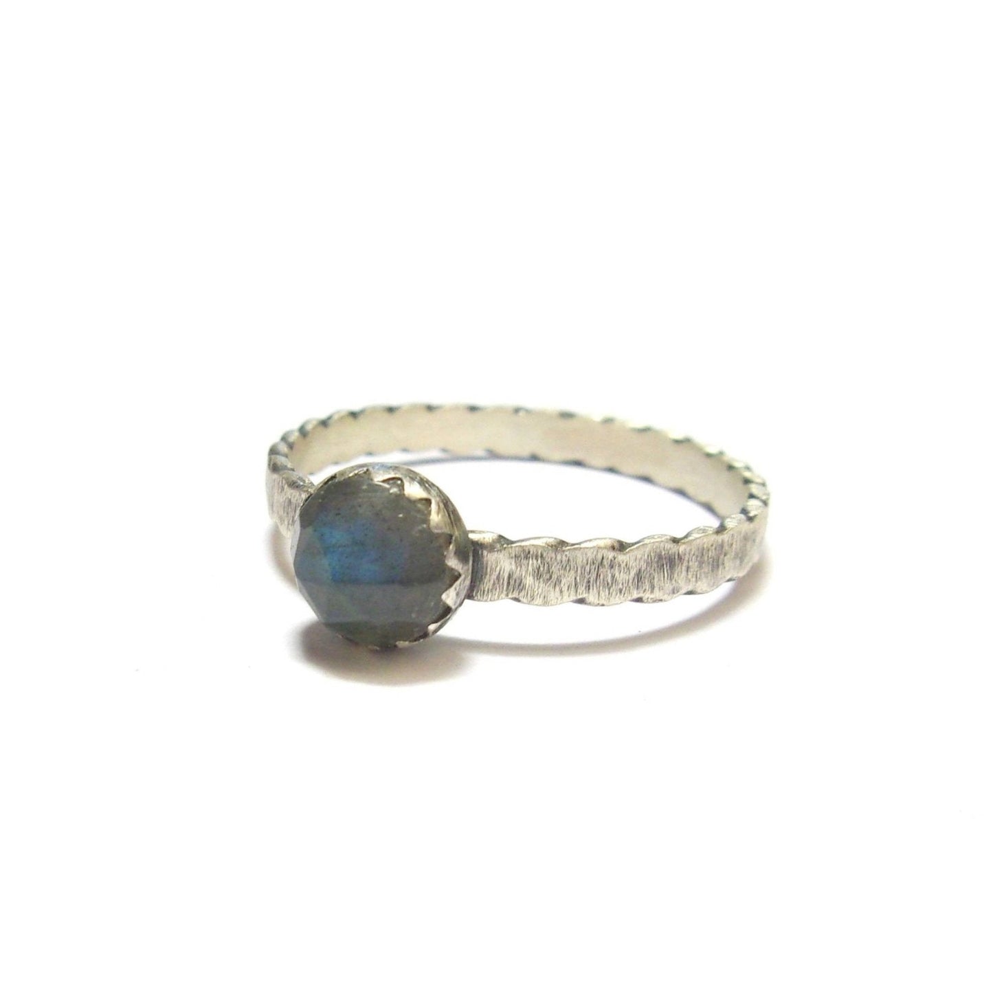 Bague ethnique pour femme en labradorite et Argent Massif