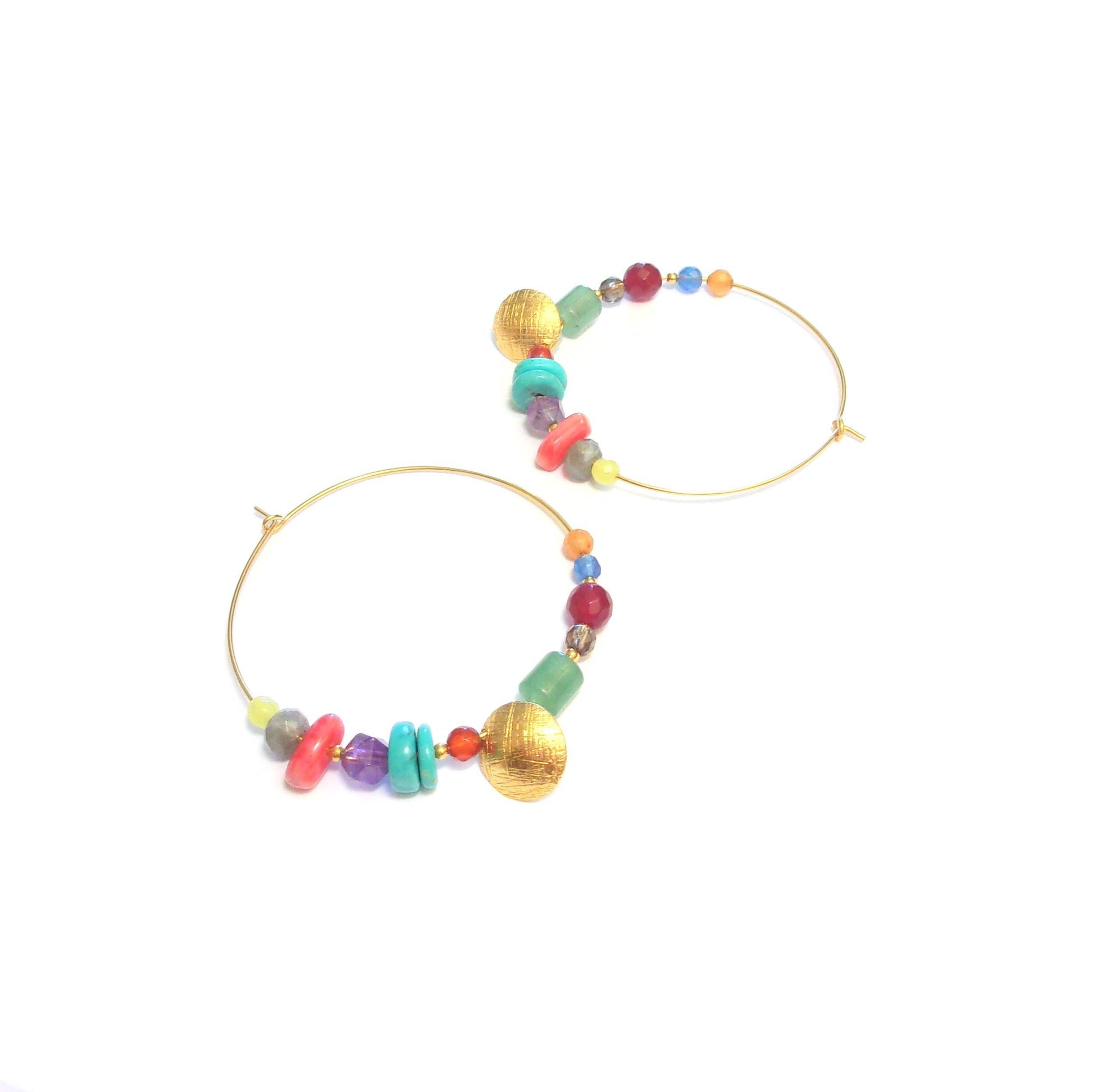 Créoles en argent doré avec pierres naturelles multicolores, style ethnique chic
