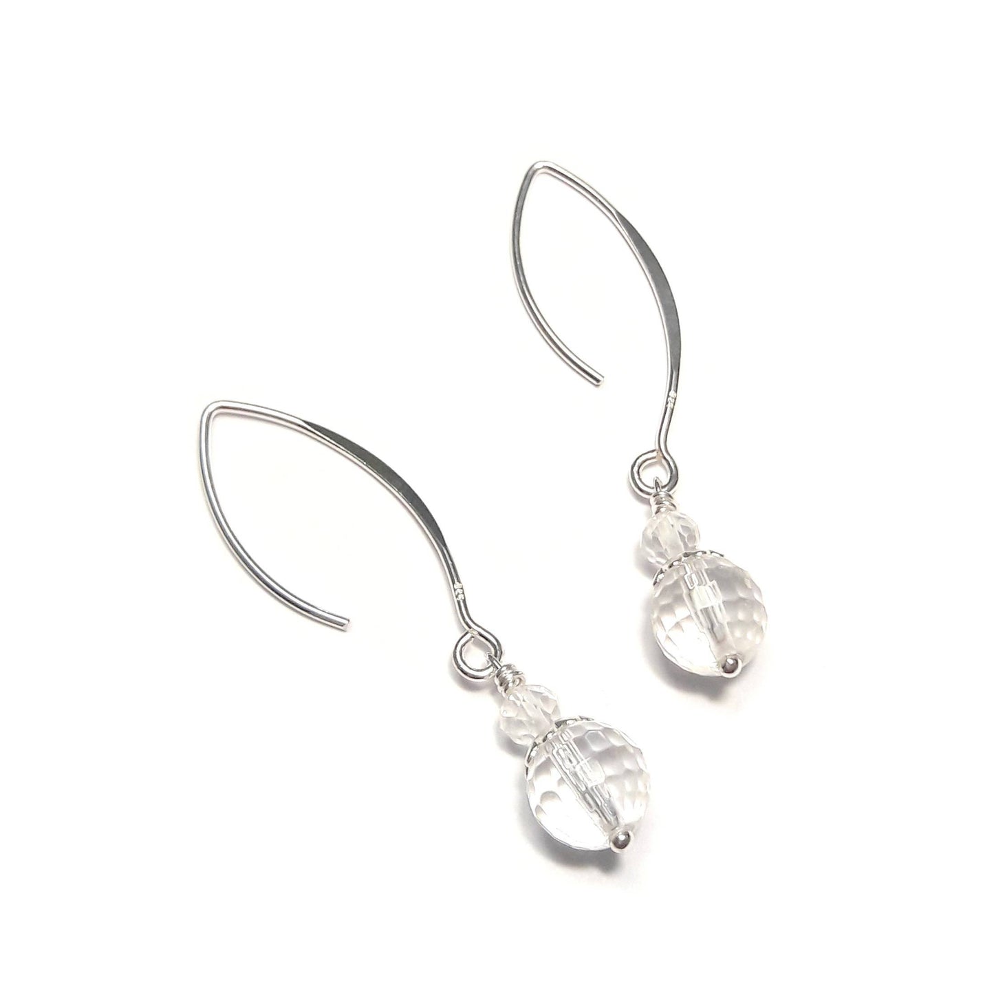 Boucles d'oreilles longues en argent 925 avec cristal de roche naturel, bijou éthique et artisanal