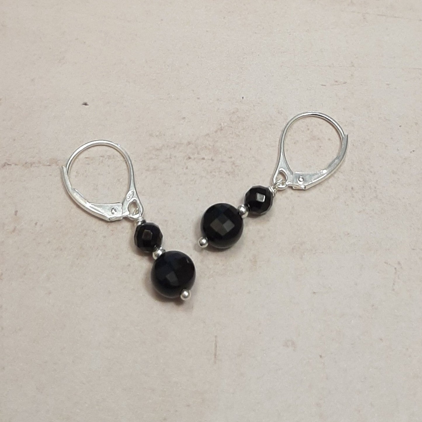 Coffret Boucles d'Oreilles et Bracelet en Argent 925 et Pierres Naturelles Onyx