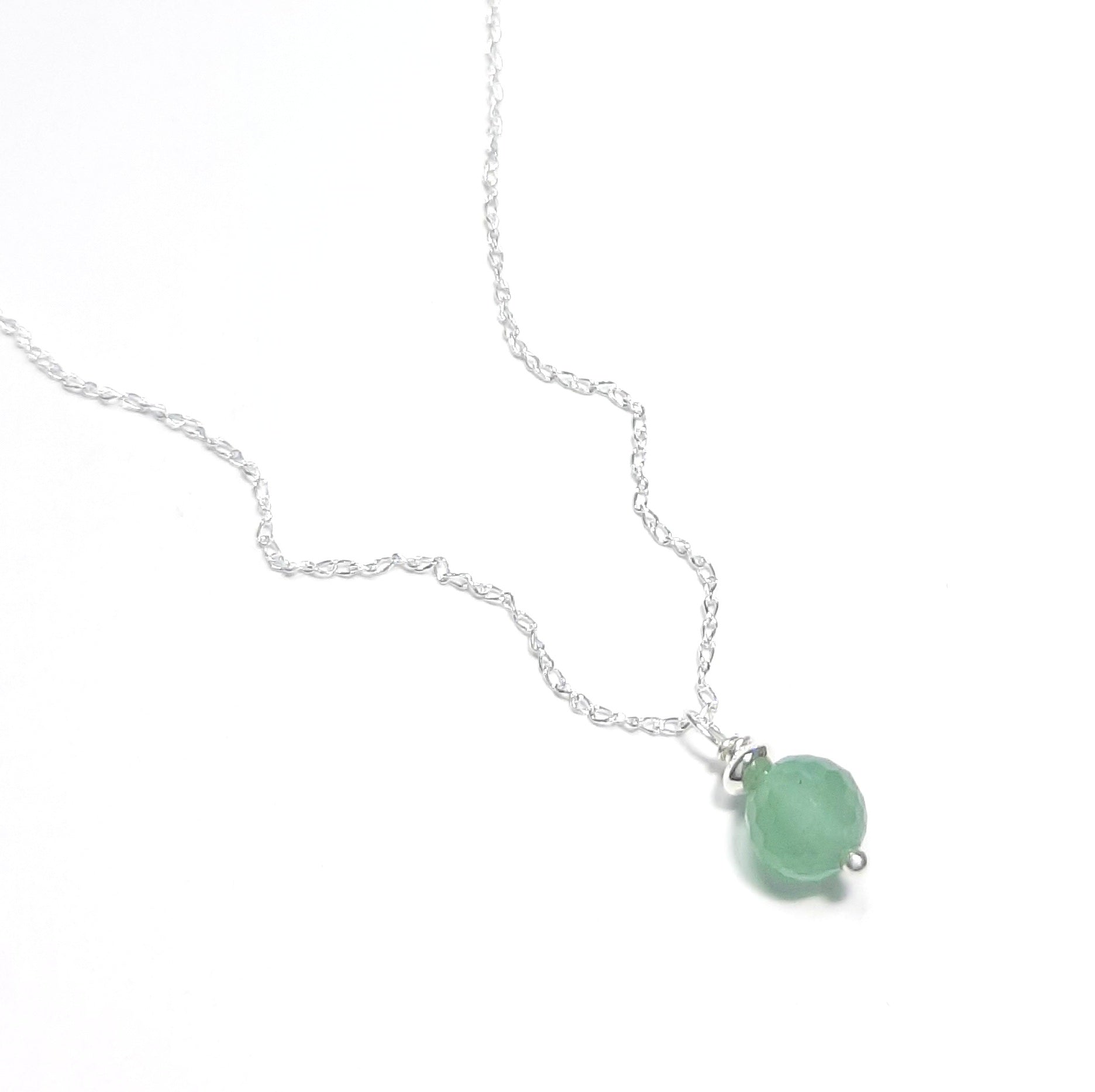 Pendentif aventurine verte sur collier argent 925, bijou fait main