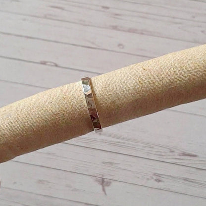 Bague alliance argent massif martelé 3,2 mm – Simplicidade | Andréa Chereau"
