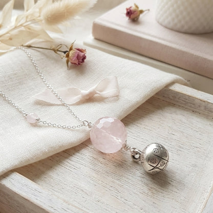 Collier Bola pour future maman, cadeau fête de mères