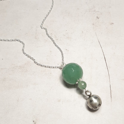 pendentif bola sonore pierre naturelle, collier grossesse bohème aventurine