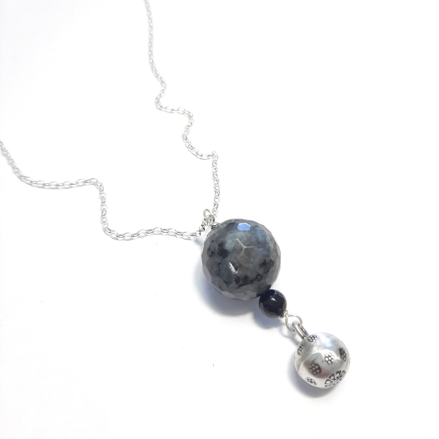 bola grossesse argent massif pierre noire, collier long grossesse femme enceinte argent.
