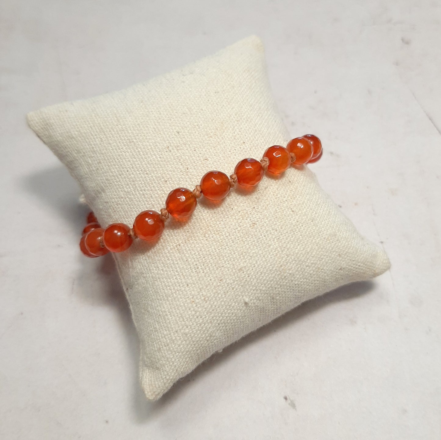 Bracelet artisanal fait main en pierre de Cornaline