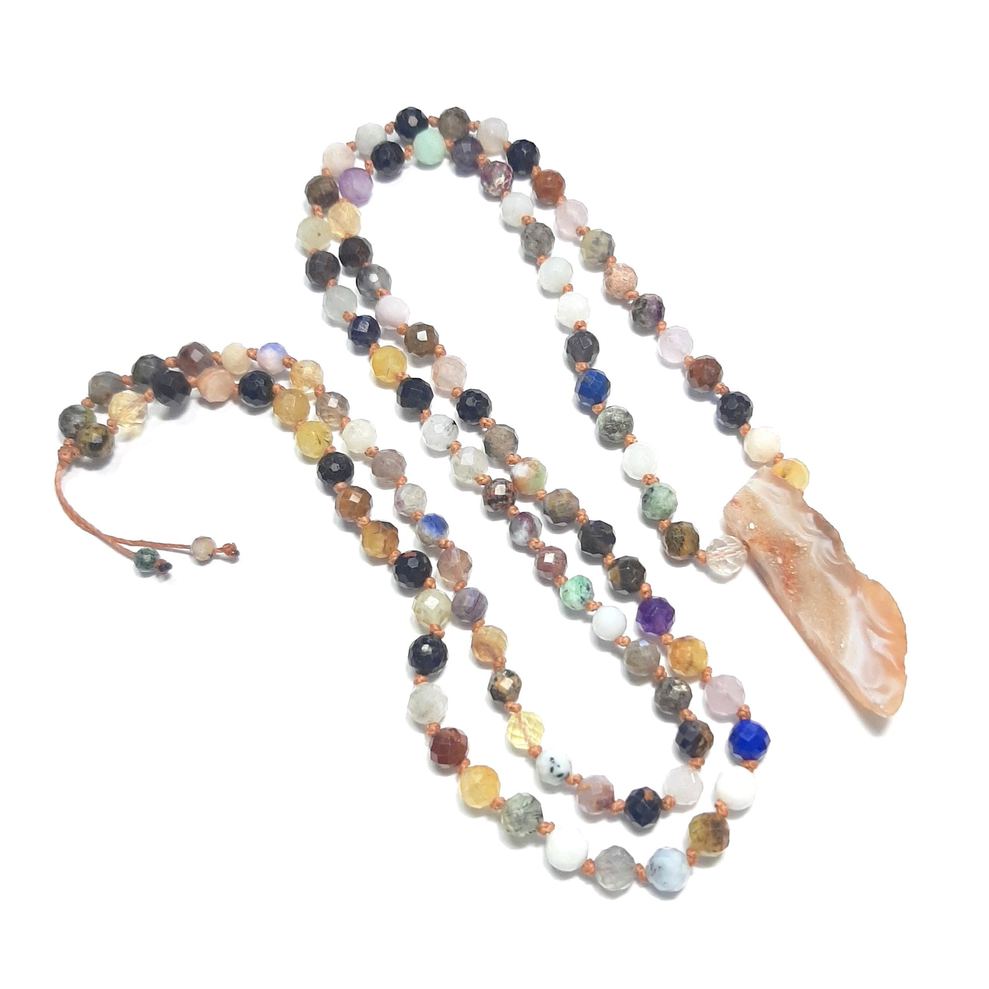 Sautoir mala tibétain 108 perles pierres naturelles multicolores.