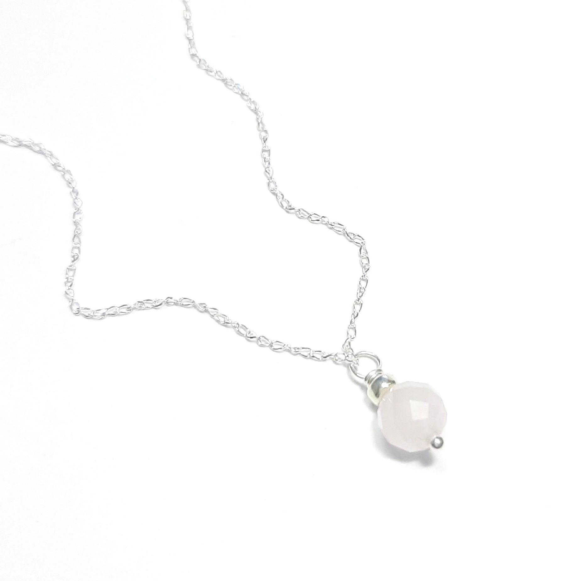 Collier quartz rose poudré sur chaîne argent, bijou délicat et féminin