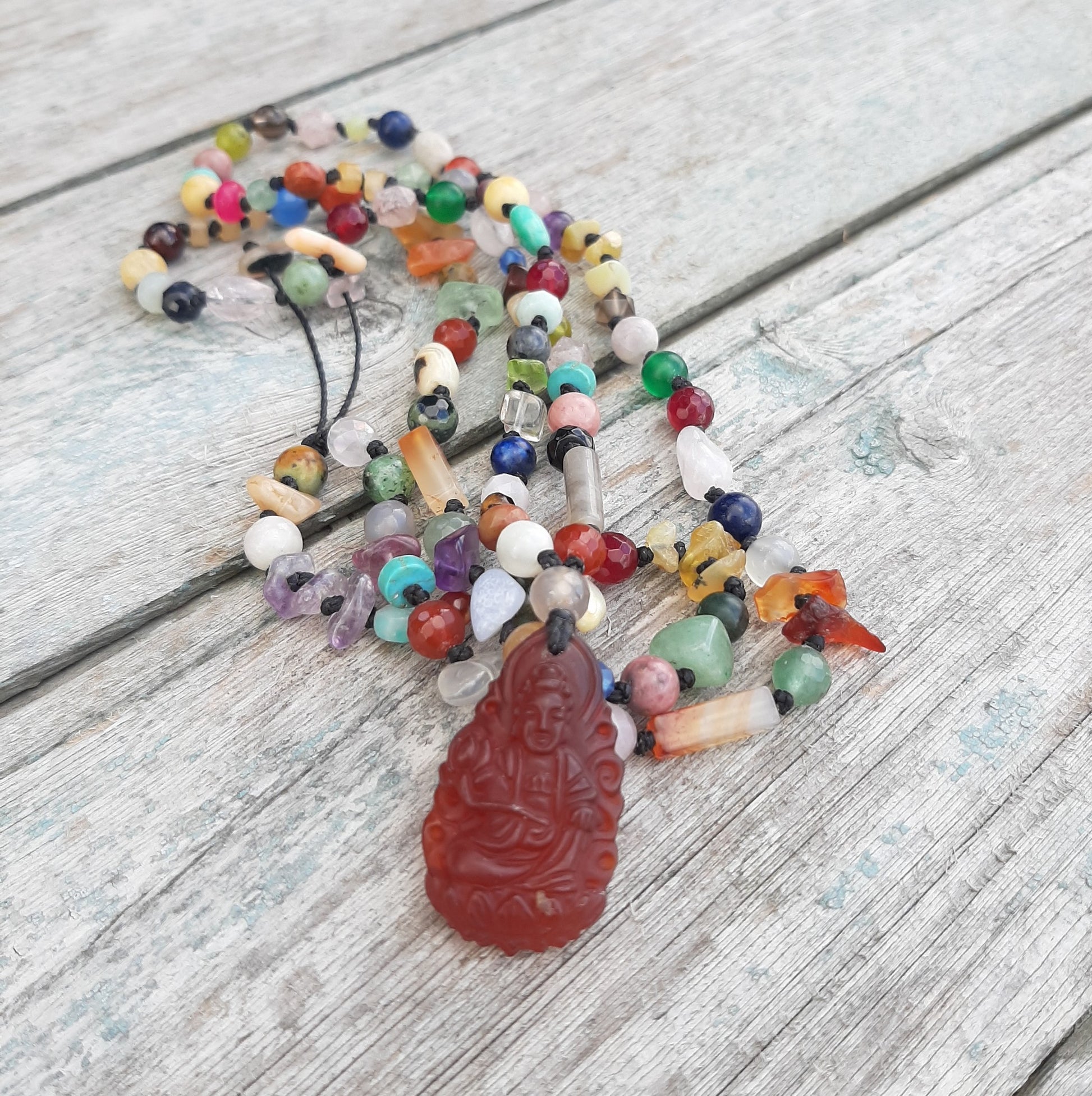 collier spirituel bouddha pierres naturelles fait main