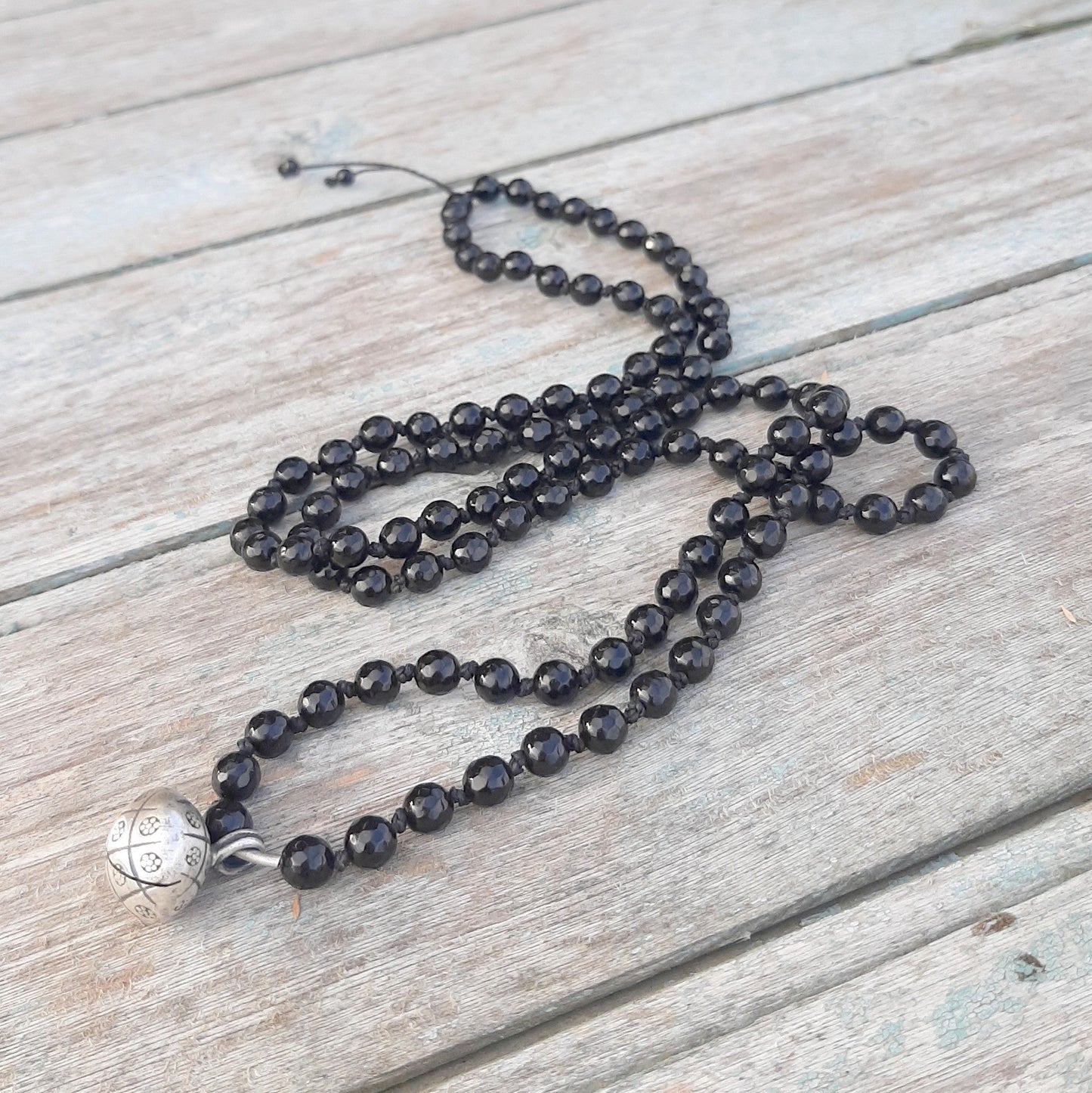 Mala 108 perles en onyx noir avec appeleur d’anges en argent 925 fait main