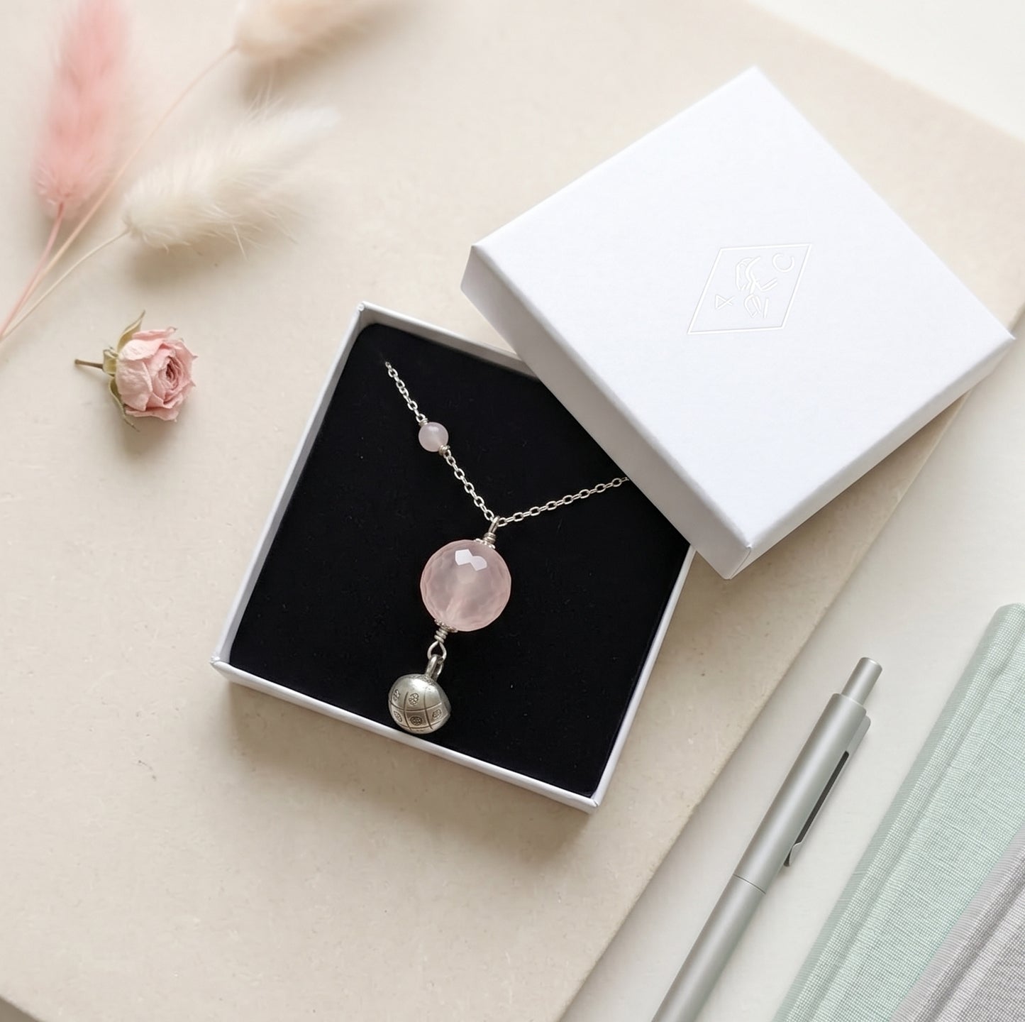 Bola de grossesse argent et quartz rose, cadeau femme