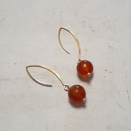 Boucles d'oreilles longues en argent doré et cornaline