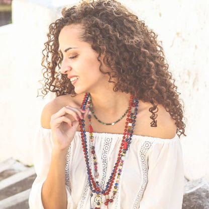 Collier en pierres naturelles. Fabriqué en France.