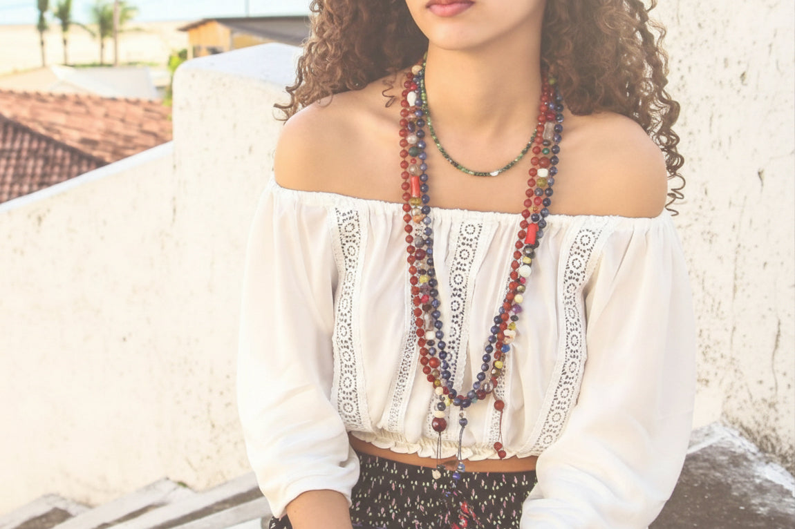 Des malas en pierres naturelles, créés pour accompagner tes intentions et apaiser ton esprit.