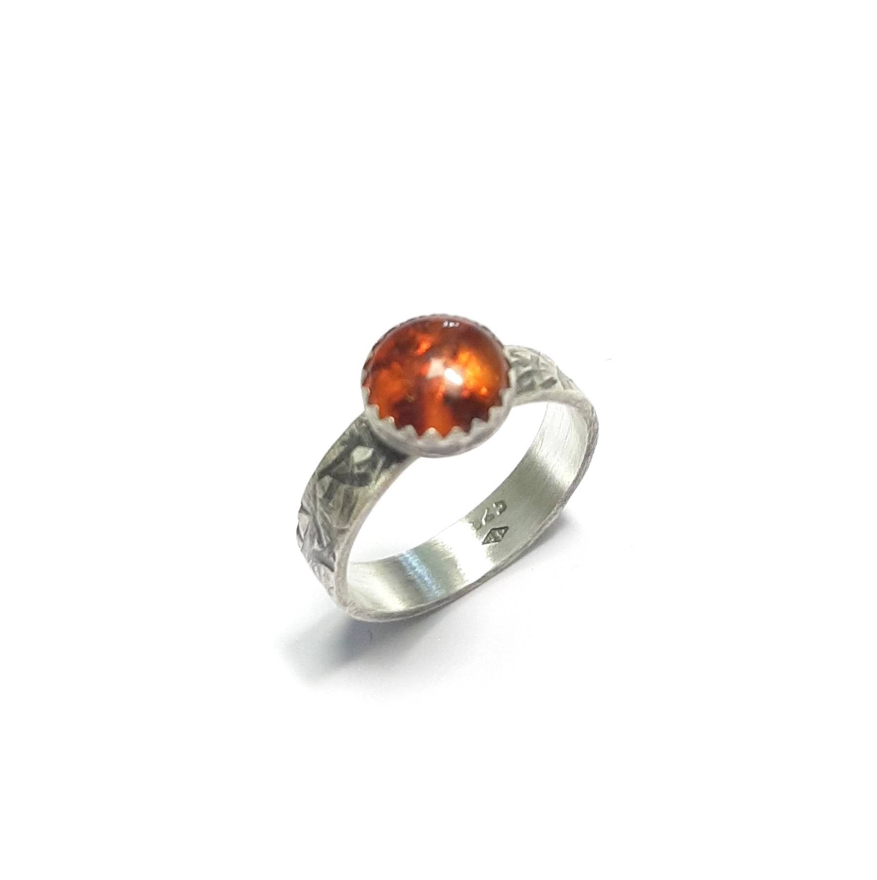 Bague ethnique en argent massif avec pierre en ambre, bijou fait main