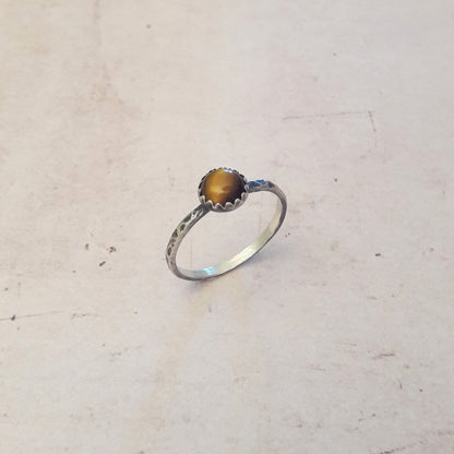bague pour femme en argent 925 avec une pierre oeil de tigre