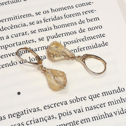 Dormeuses en argent doré et pierre naturelle, citrine
