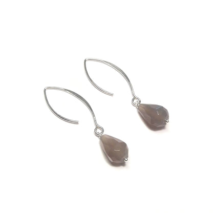 boucles d’oreilles crochets longs en argent et pierres naturelles en forme de goutte, agate grise