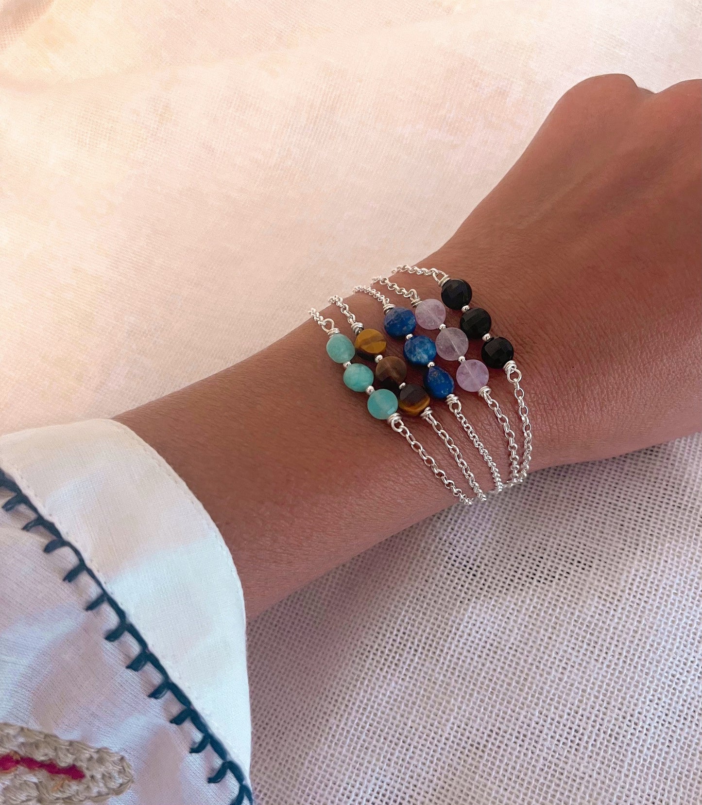 Bracelet chaine en argent 925 et pierres naturelles noires d'onyx