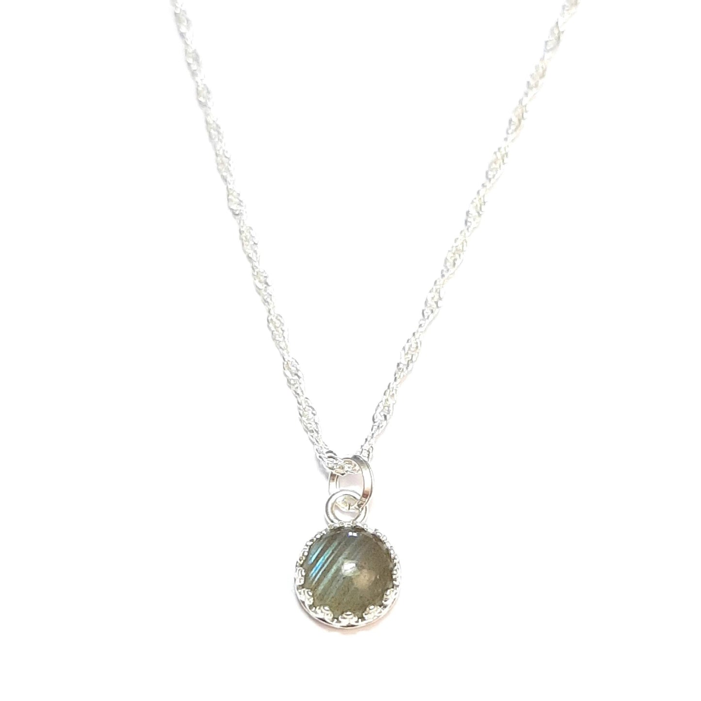 Collier court en argent sterling et pierres naturelles de labradorite