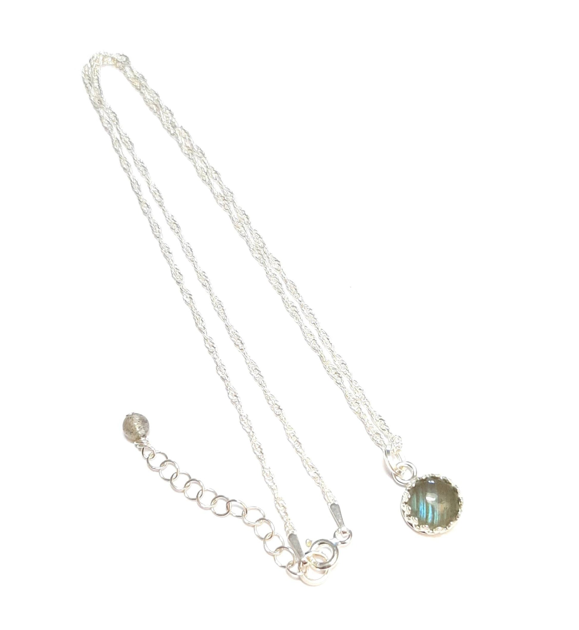 Collier ras du cou en argent 925  et pierres naturelles de labradorite